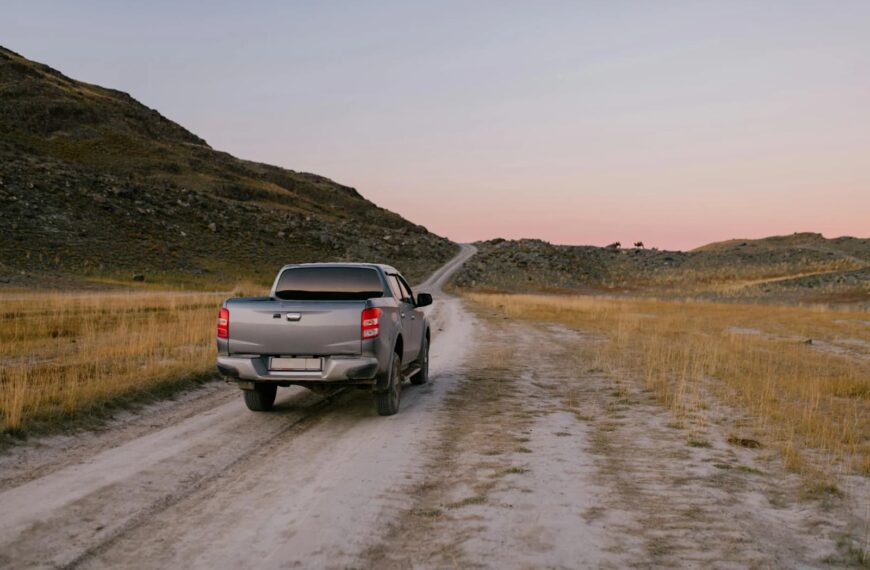 Pourquoi voyager en voiture est bénéfique pour la rédaction d’un mémoire